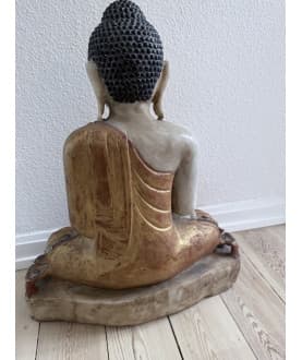 High-end Mandalay Buddha i hvid alabast med guld og sten – Burma, 1800-tallet, 55 cm - A186