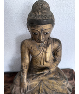 Mandalay Buddha i bronze med perlemorsøjne og forgyldning – Burma, 1800-tallet, 44 cm - BR344