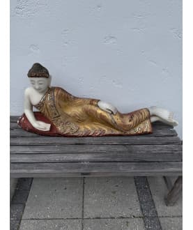 Großer liegender Mandalay-Buddha aus Alabaster mit Vergoldung und Steinverzierung – Burma, 19. Jahrhundert, 103 cm - A188