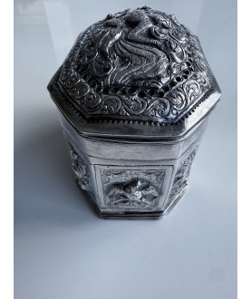 Antique Burmese silver box with mythical beast and birds – Sil-0189