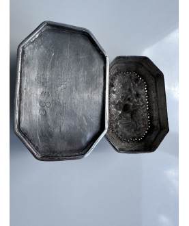 Antique Burmese silver box with mythical beast and birds – Sil-0189