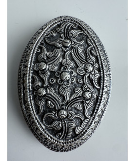 Antique Burmese silver box with flower lid – Sil-0194