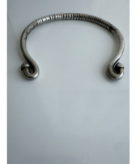 Antique Burmese silver pendant – Sil-0202