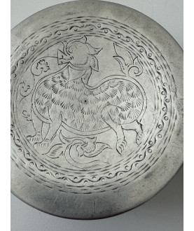 Antique Burmese silver box with Liondog and zodiac animals – Sil-0217