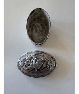 Antique Burmese silver box with peacock – Sil-0227