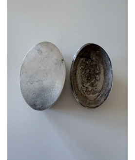 Antique Burmese silver box with peacock – Sil-0227