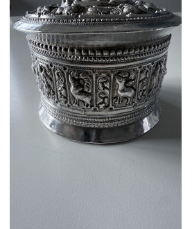 Antique Burmese food tiffin with Liondog and birds – Sil-0233