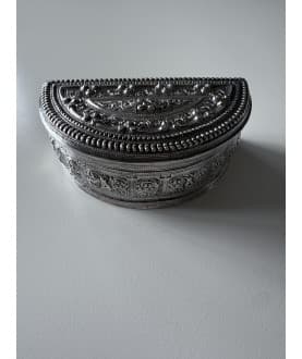 Half moon box no. 235