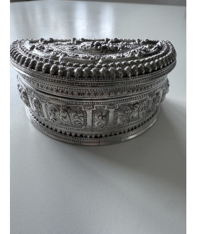 Half moon box no. 236