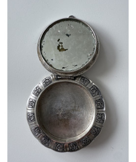 Burmese make-up mirror with Buddha – Sil-0237