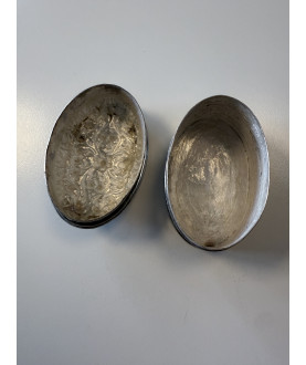 Antique Burmese silver box with floral relief – Sil-0254