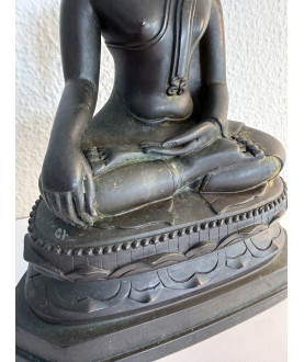 Ayutthaya Buddha i bronze på trone – Thailand, 1700-tallet, 27 cm - BR366