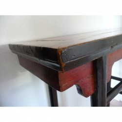 Rare Qing Dynasty Altar Table in Elm - M-035