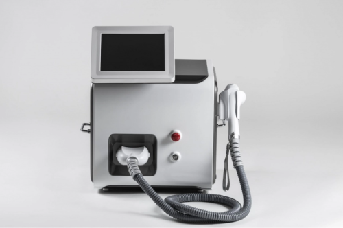 //cdn.optipic.io/site-106815/issues/diodnaya-lazernaya-epilyatsiya/Screenshot_488 1.png