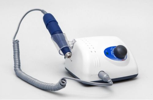 //cdn.optipic.io/site-106815/issues/kak-vybrat-apparaty-dlya-manikyura-i-pedikyura/Screenshot_454 1.png