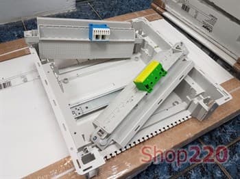 Щит на 24 модуля внутренней установки Hager Volta VU24UA - фото 53017