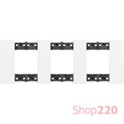 Рамка на 3 поста, 6 модулей - Немецкий стандарт. белый. Bticino Living Now. KA4802M3KW