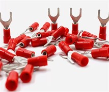 Наконечник вилка 0,25-1,5 мм кв М6 красный (100 шт)