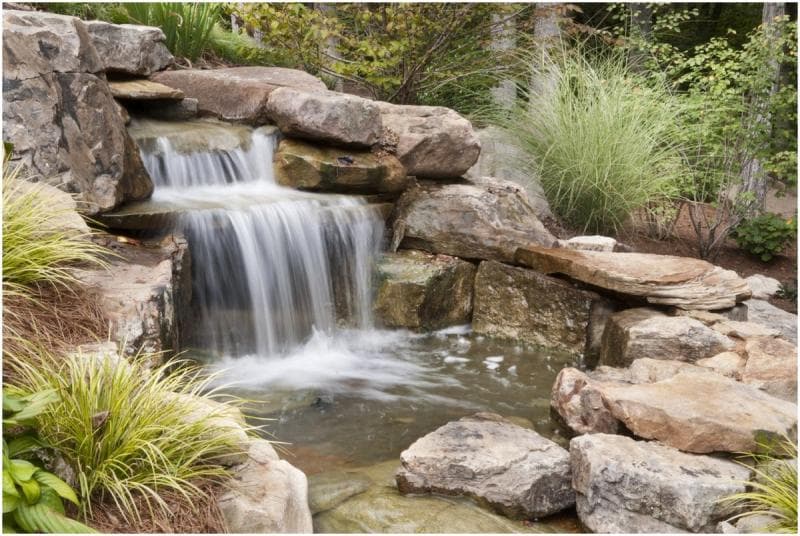 Идеи садовых водопадов для вашего участка