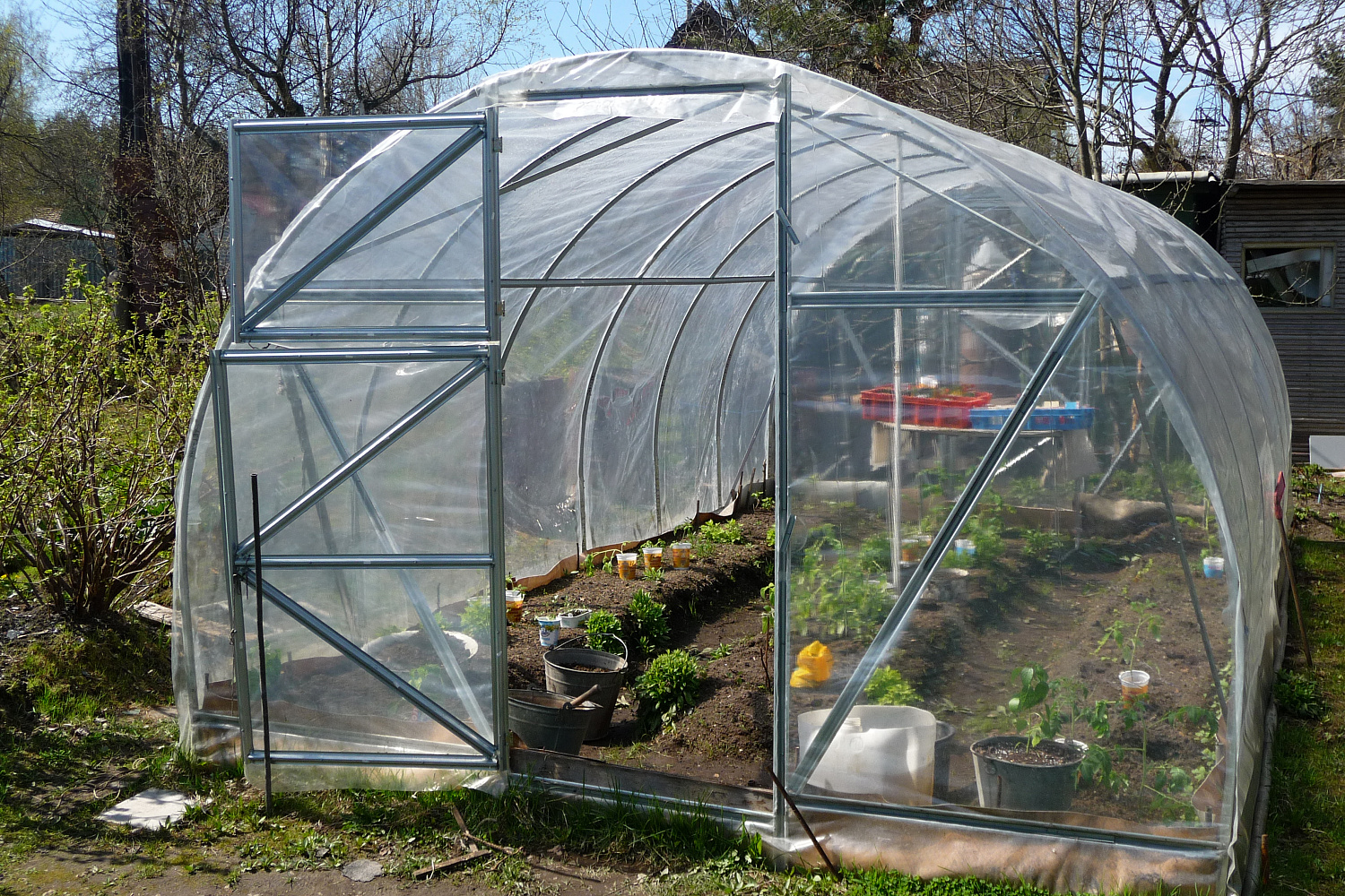 How to choose a film for a greenhouse. Recommendations.
