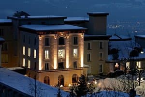 Swiss Hotel Management School (SHMS)