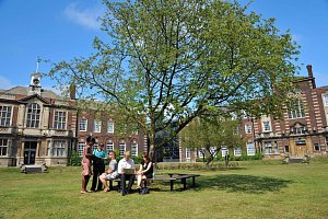 ONCAMPUS, UK Hull