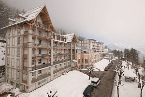 Leysin American School