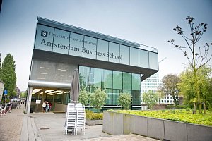 ONCAMPUS University of Amsterdam Pre-Master’s