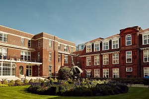 Regent's University, London