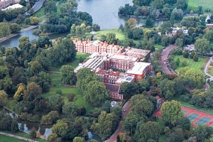 European Business School (London)