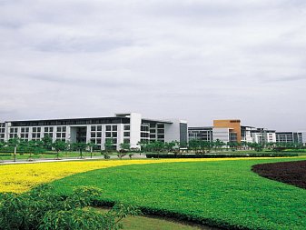 Donghua University