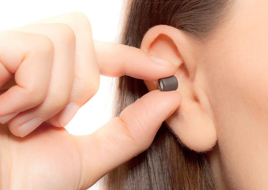 Как вставить микронаушник в ухо если не получается, капсульный и магнитный  микронацшник