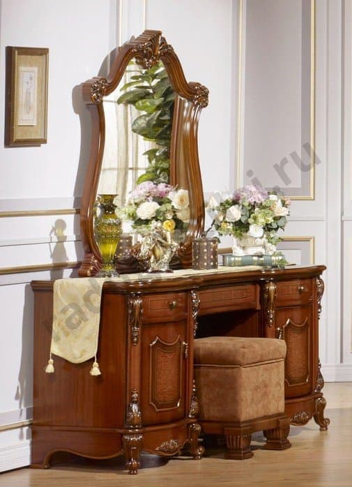 Столик туалетный с зеркалом орех Амори