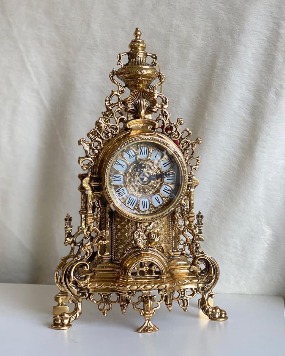 Часы каминные бронзовые "Барокко", золото