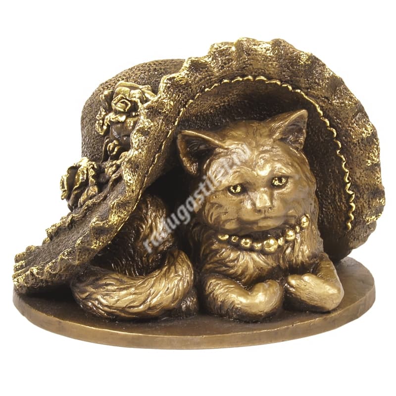 Статуэтка из литьевого мрамора, Кошка-модница под шляпкой