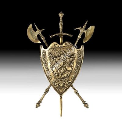 Панно Геральдика, бронзовый щит с мечем и секирами