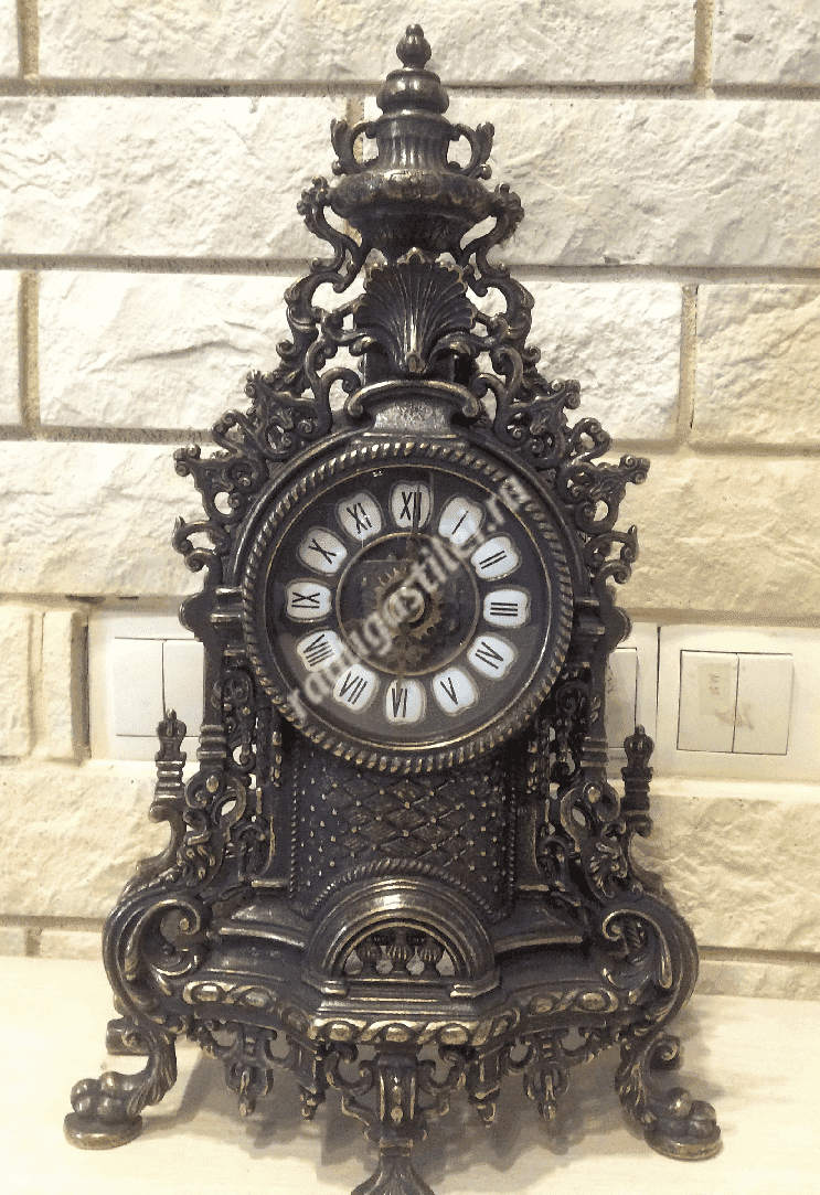 Бронзовые античные часы Герцог