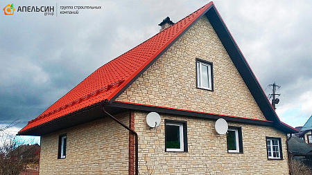 Монтаж фасада панелями Docke и кровли металлочепепицей Grand Line в пос. Курголово