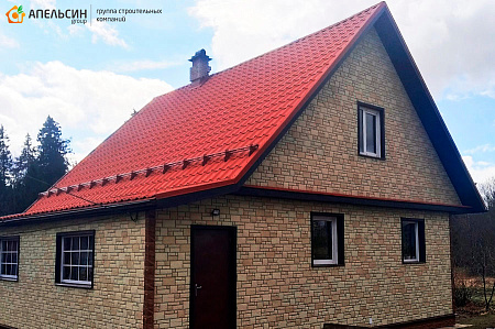Монтаж фасада панелями Docke и кровли металлочепепицей Grand Line в пос. Курголово