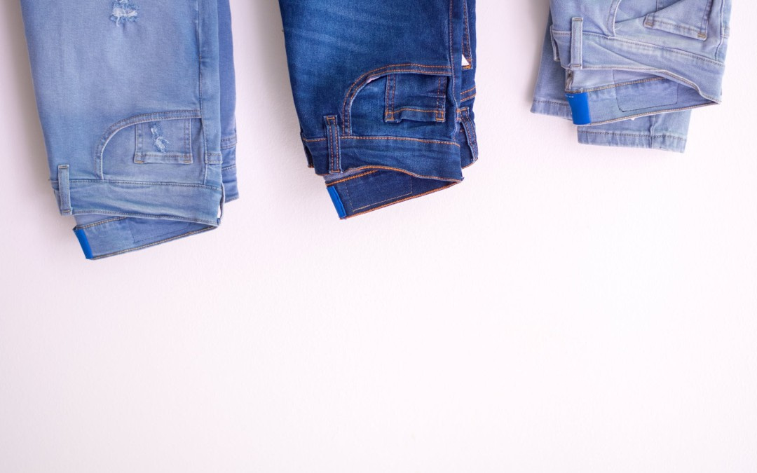 How to Choose the Right Denim Blue for Your Colouring? — Inside Out Style