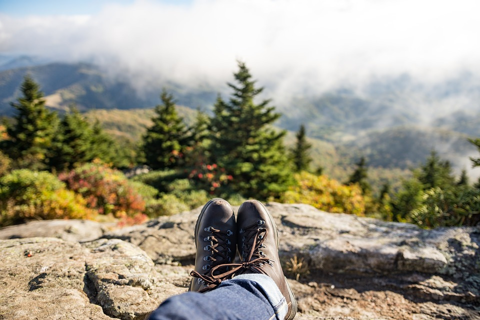 9 Things to Consider When Choosing Jeans for Hiking