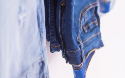 7 Benefits of Line Drying Your Jeans