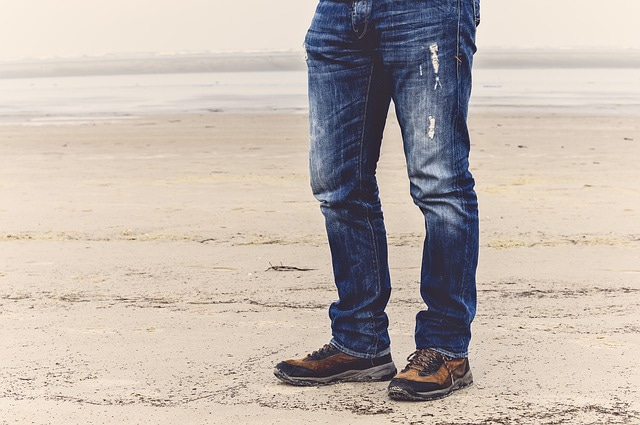 7 Reasons to Shop for Jeans Online
