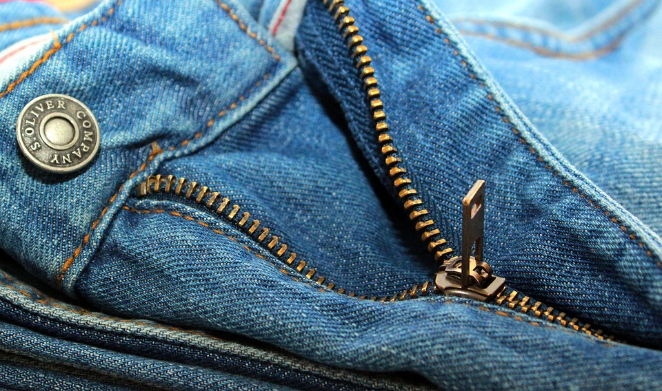How to Fix a Zipper That Is Stuck or Broken