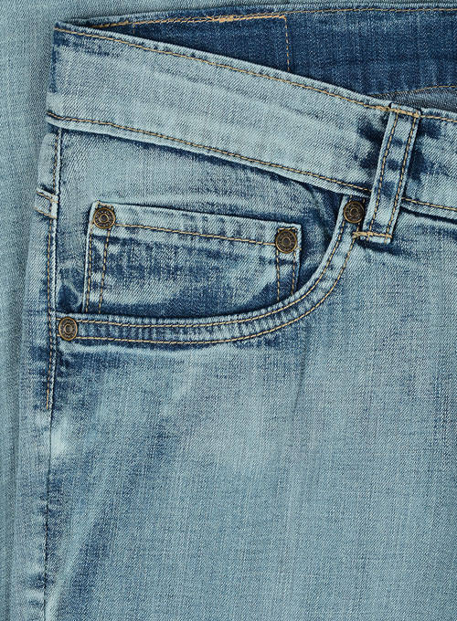 Noah Blue Light Weight Jeans - Vintage Wash