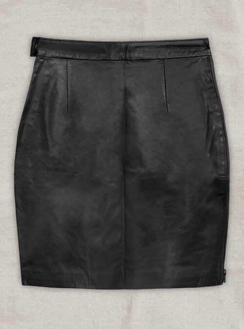 What Is a Scalloped Leather Skirt?