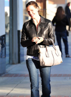 (image for) Jennifer Garner Leather Jacket