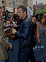(image for) Ryan Reynolds Leather Jacket #5