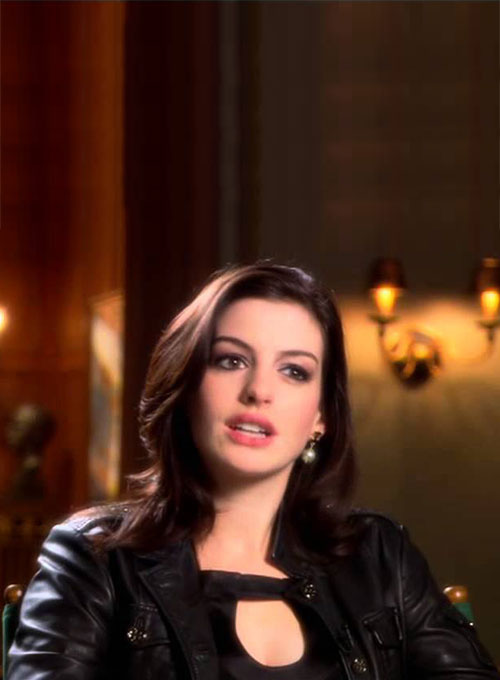 Anne Hathaway Get Smart Leather Jacket - Click Image to Close