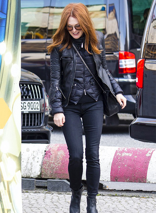 (image for) Julianne Moore Leather Jacket #2 - Click Image to Close